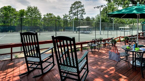deerwood country club tennis courts