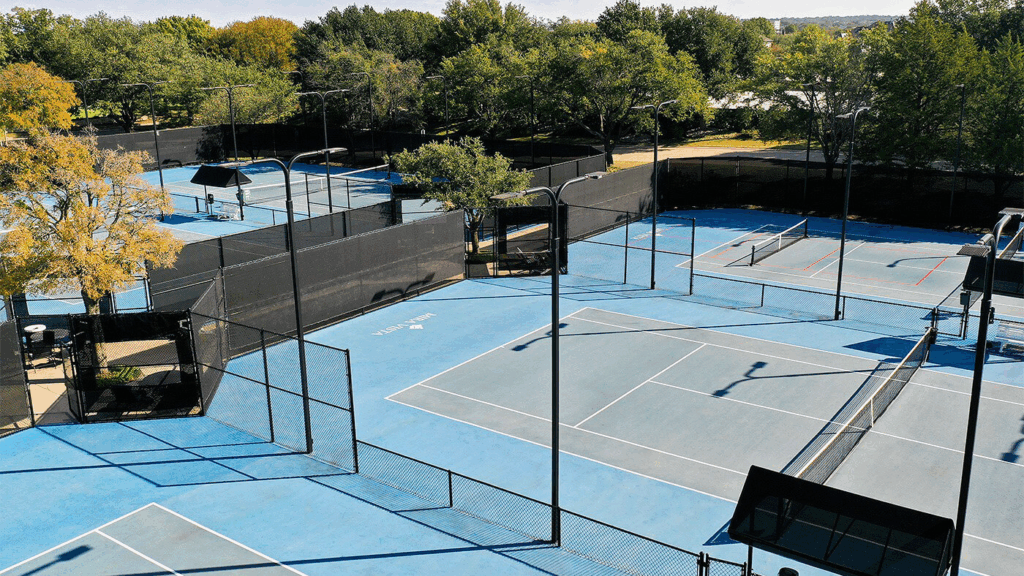 mira vista country club tennis courts