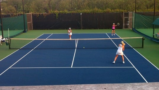 lakewood country club tennis court