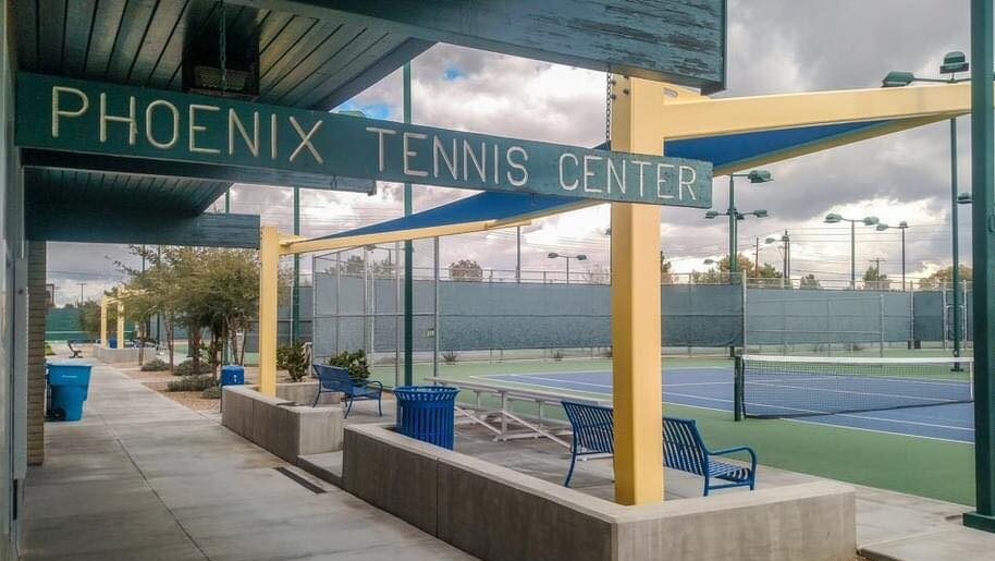 phoenix tennis center court