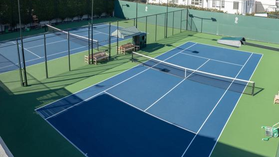 beverly hills tennis club courts