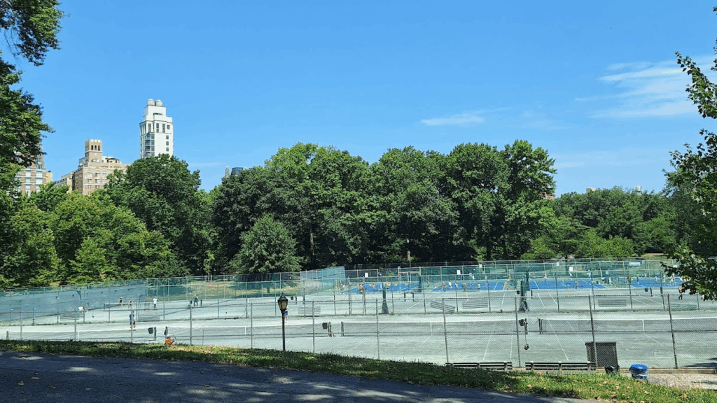 central park tennis center courts