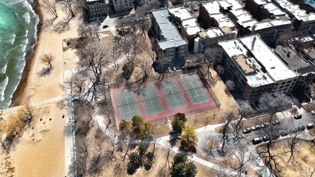 loyola park tennis courts