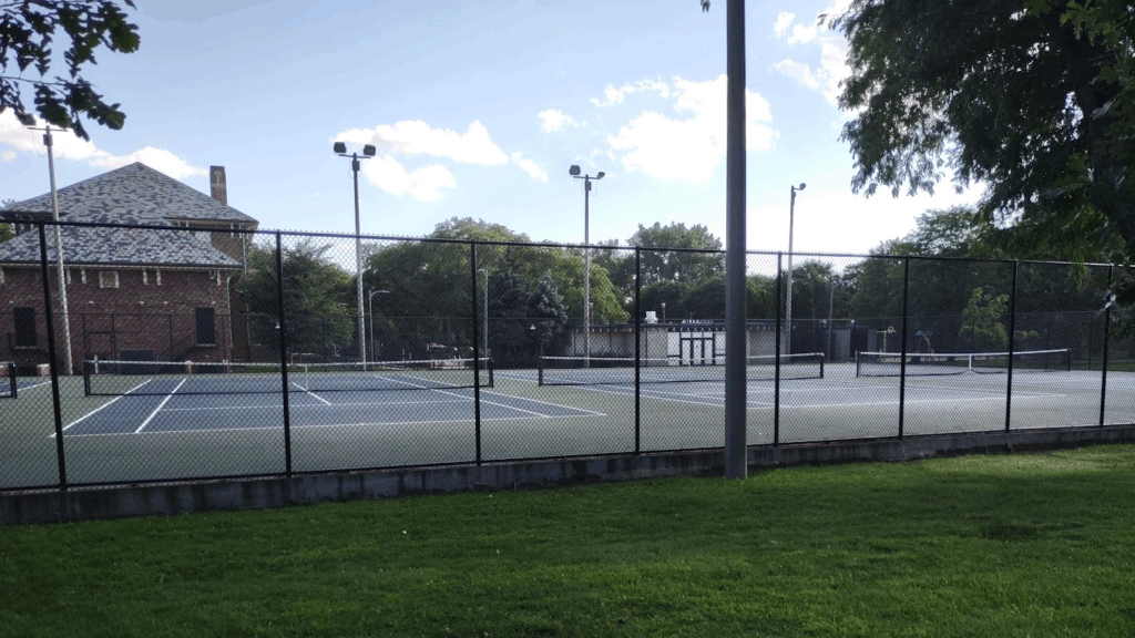 river park tennis courts