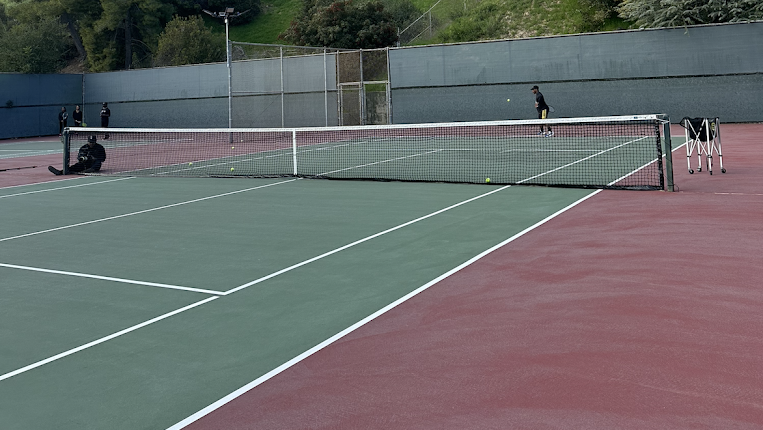 tume tennis clubhouse court